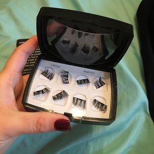 One Two Lash Bold magnetic eyelash strips